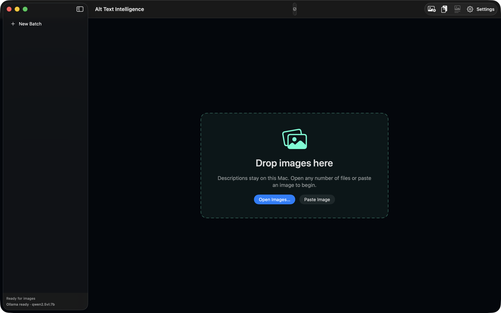 The empty Mac workspace with options to open, paste, or drag images into the app.